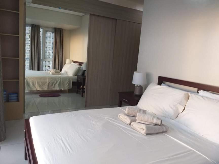 De Luxe, Standard And Studio Suites -The Breeze Residences-Close To Airport,Mall Of Asia, Us Embassy Manila Exteriör bild