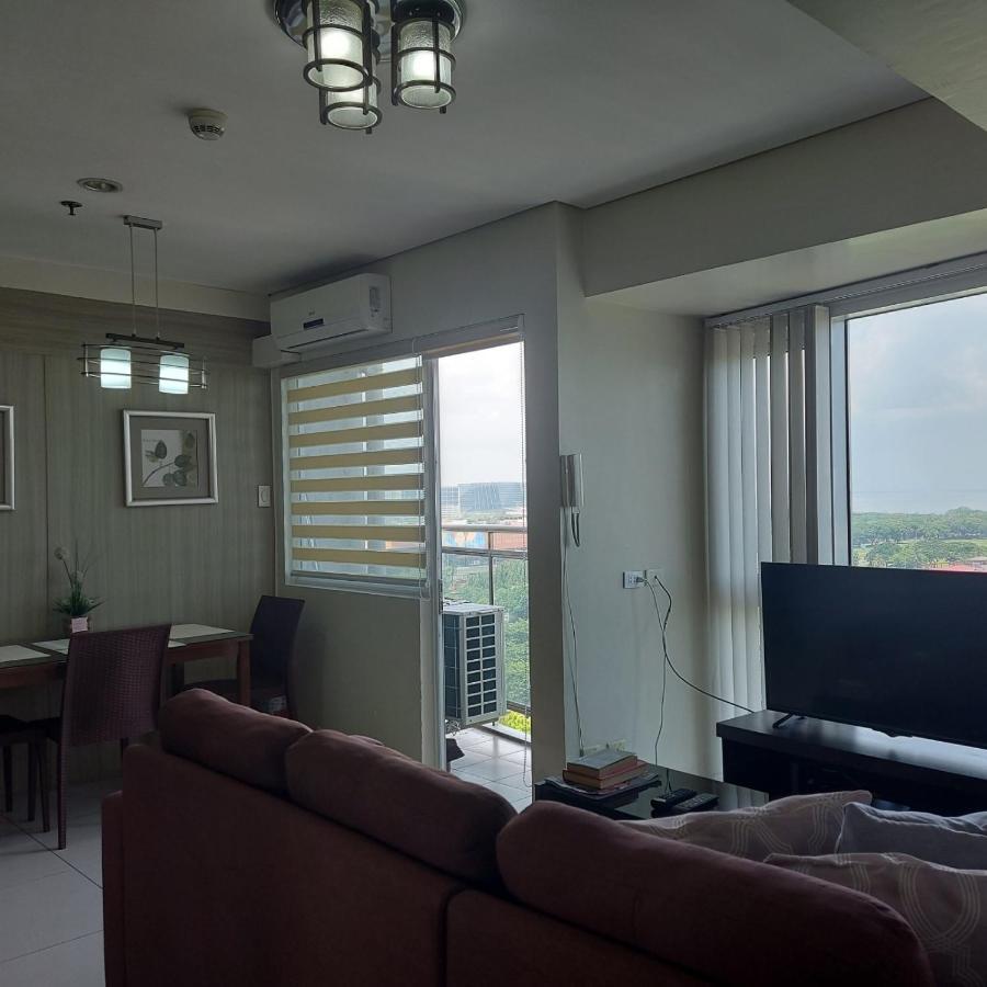 De Luxe, Standard And Studio Suites -The Breeze Residences-Close To Airport,Mall Of Asia, Us Embassy Manila Exteriör bild