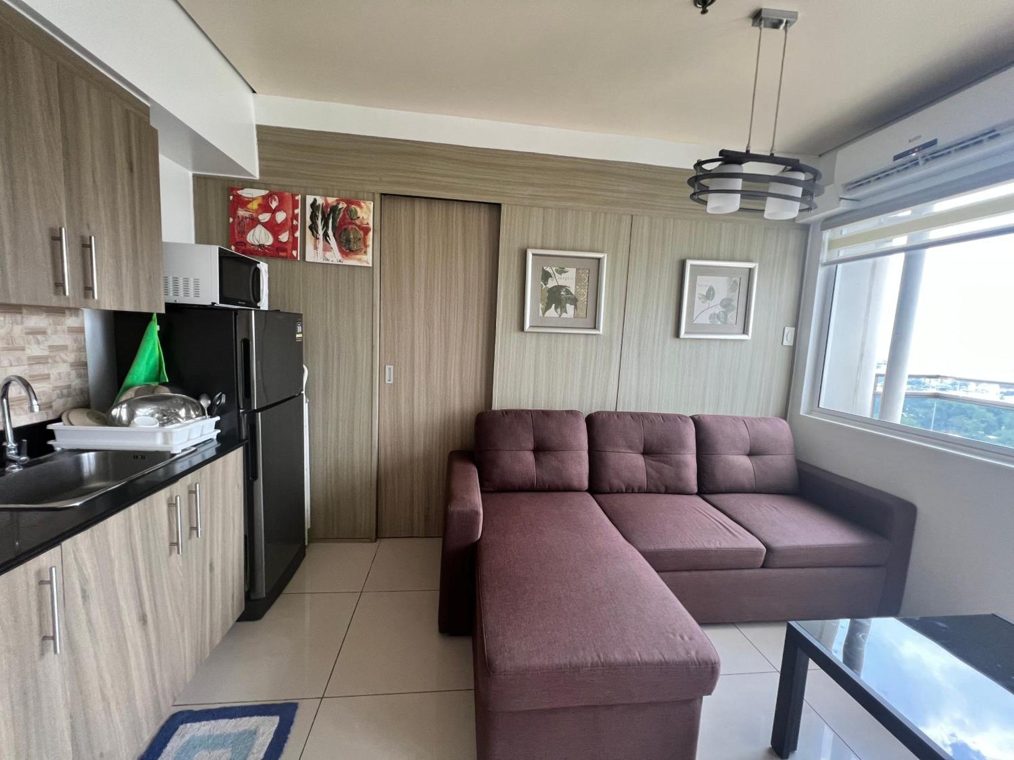 De Luxe, Standard And Studio Suites -The Breeze Residences-Close To Airport,Mall Of Asia, Us Embassy Manila Exteriör bild