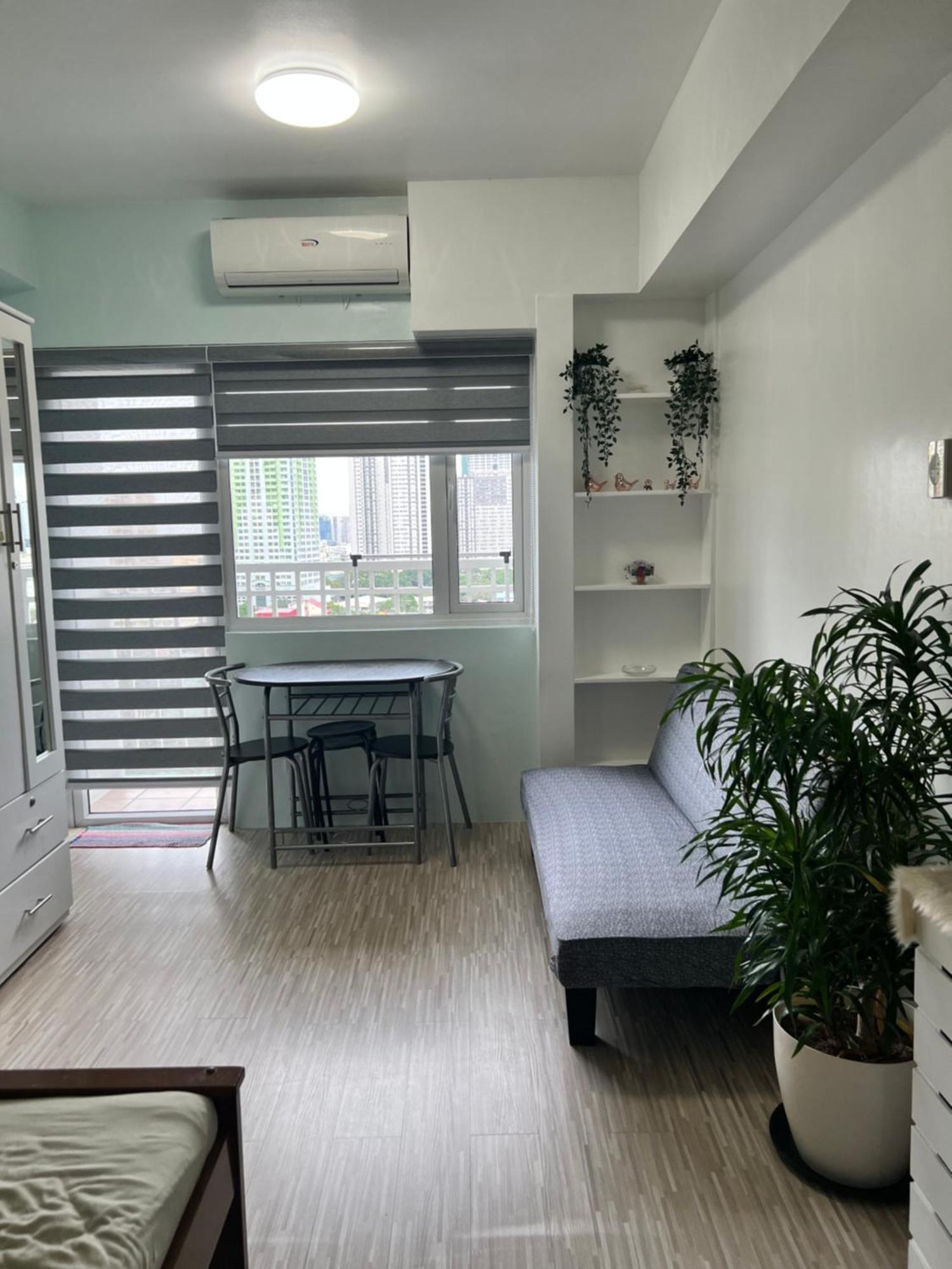 De Luxe, Standard And Studio Suites -The Breeze Residences-Close To Airport,Mall Of Asia, Us Embassy Manila Exteriör bild