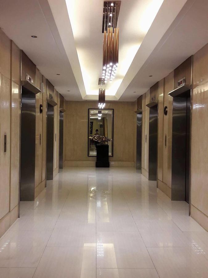 De Luxe, Standard And Studio Suites -The Breeze Residences-Close To Airport,Mall Of Asia, Us Embassy Manila Exteriör bild
