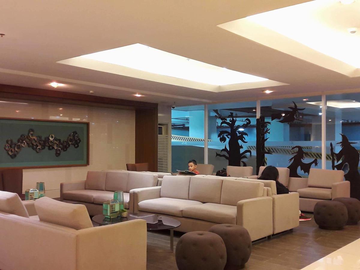 De Luxe, Standard And Studio Suites -The Breeze Residences-Close To Airport,Mall Of Asia, Us Embassy Manila Exteriör bild